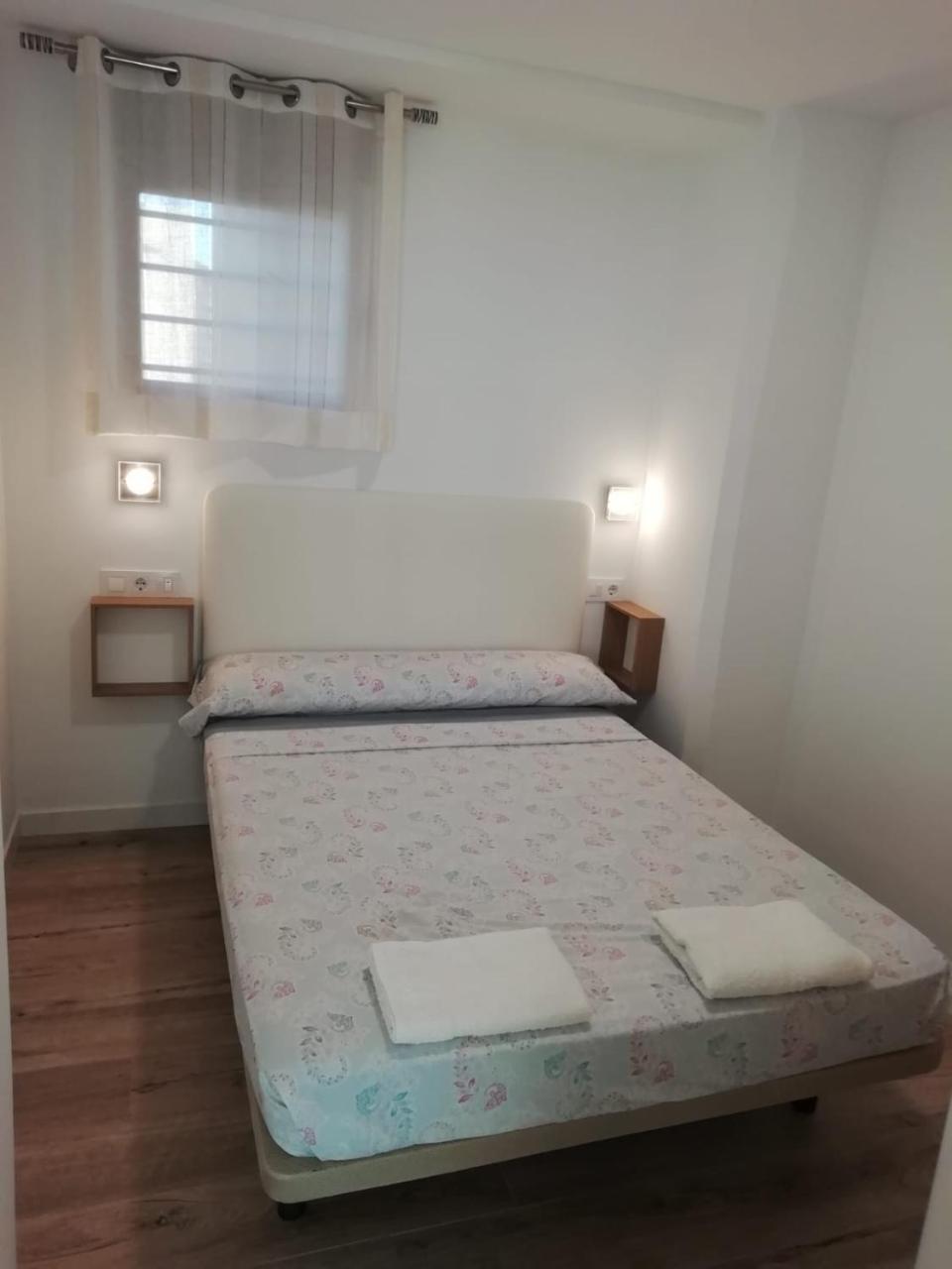 Infante Primera Linea Gandia Playa Solo Familias Playa de Gandia 外观 照片